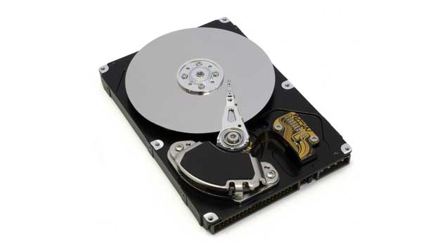 open-hard-drive-1200164_1280