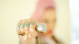 最もYouTubeで人気のYouTuber − ヒカキンとは？