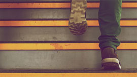 ファッションブランドは動画作りが超上手い！高級感を追求しまくるハイブランドとユニークさを取り入れるファストファッション