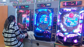 パチンコ台のコマーシャル