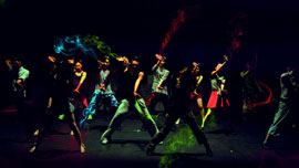 ライブ映像で見る「EXILE」の軌跡。人数が増えるとパフォーマンスもアップする!?