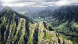 雄大さと脅威を感じさせる山にまつわる動画