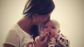 主婦の給与はサラリーマンの2倍!?主婦の一日を動画で見よう