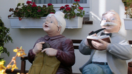 今日は敬老の日！おじいちゃんおばあちゃんが主役のCM＆Web動画はユニークなものが多かった