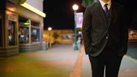 スーツ姿に注目！クールなスーツ姿が見られるCMまとめ