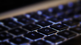 動画で攻める人！パナソニック製ノートパソコン「レッツノート」の日本をビジネス巡りしているCMをご紹介！